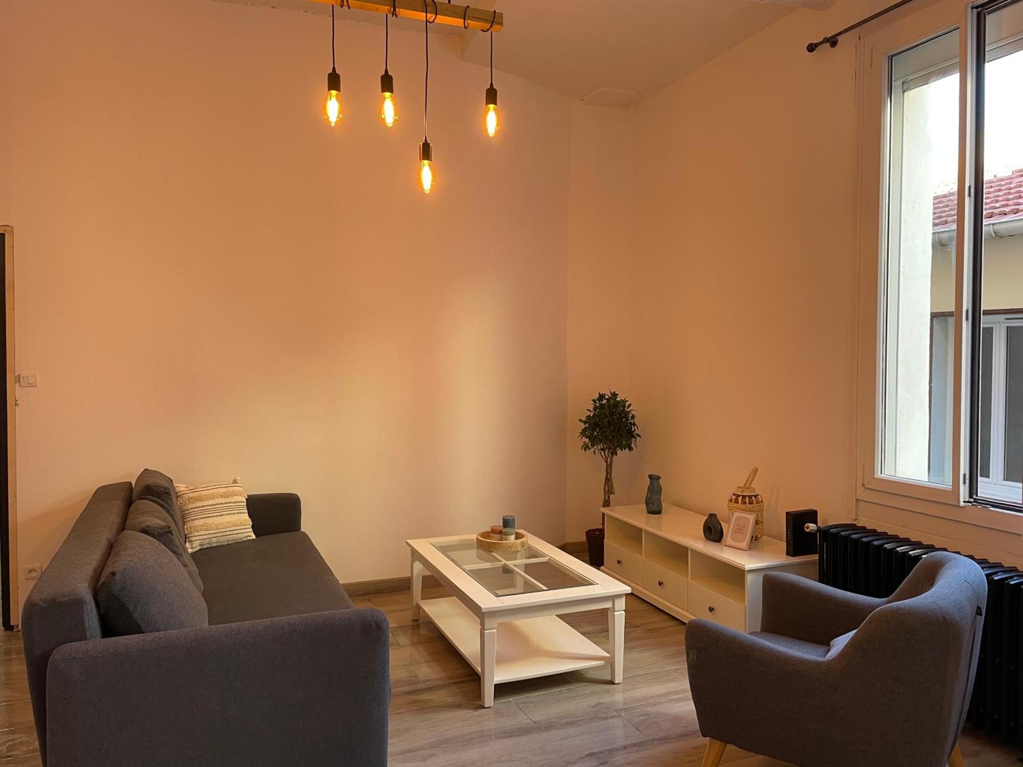 Appartement Coquet Dans Le Centre De Mèze Exterior foto